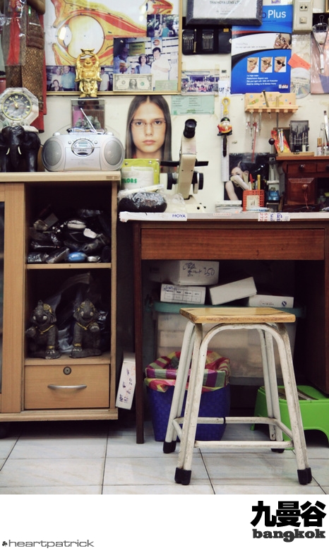 heartpatrick bangkok thailand street photography