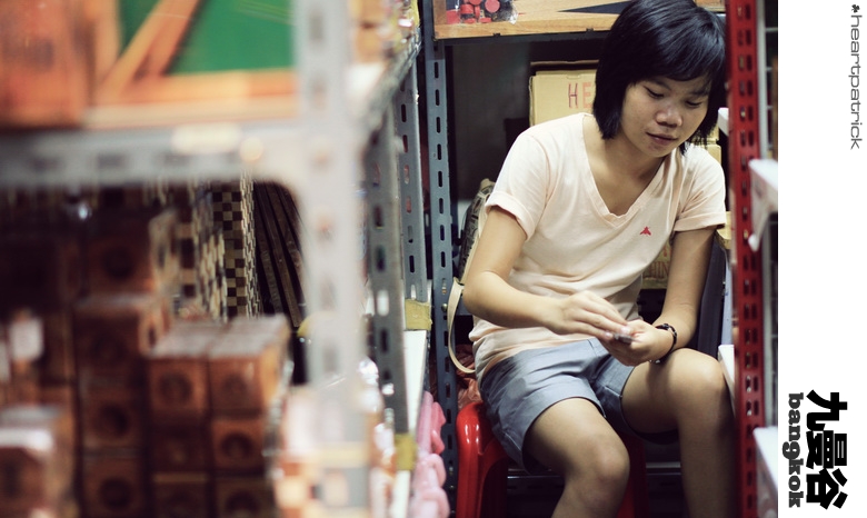 heartpatrick bangkok thailand street photography