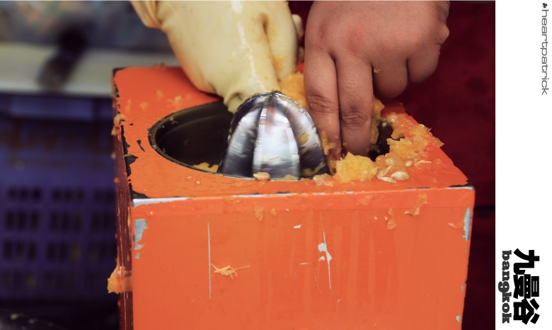 heartpatrick bangkok thailand street photography