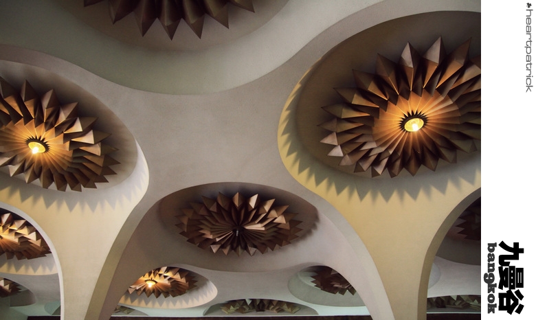 heartpatrick bangkok thailand street photography