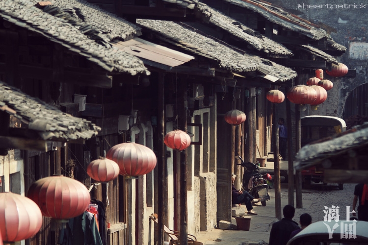 heartpatrick guilin china street photojournalism