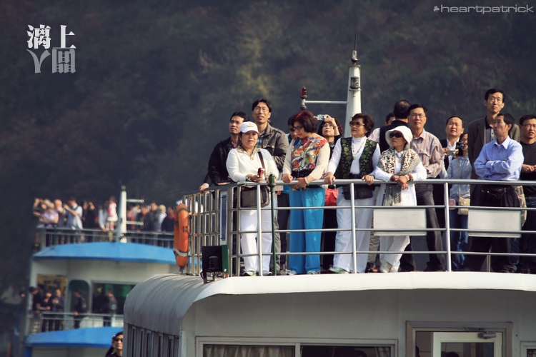 heartpatrick guilin china street photojournalism