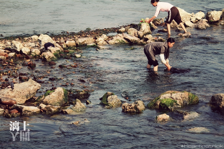 heartpatrick guilin china street photojournalism
