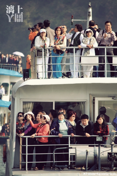 heartpatrick guilin china street photojournalism