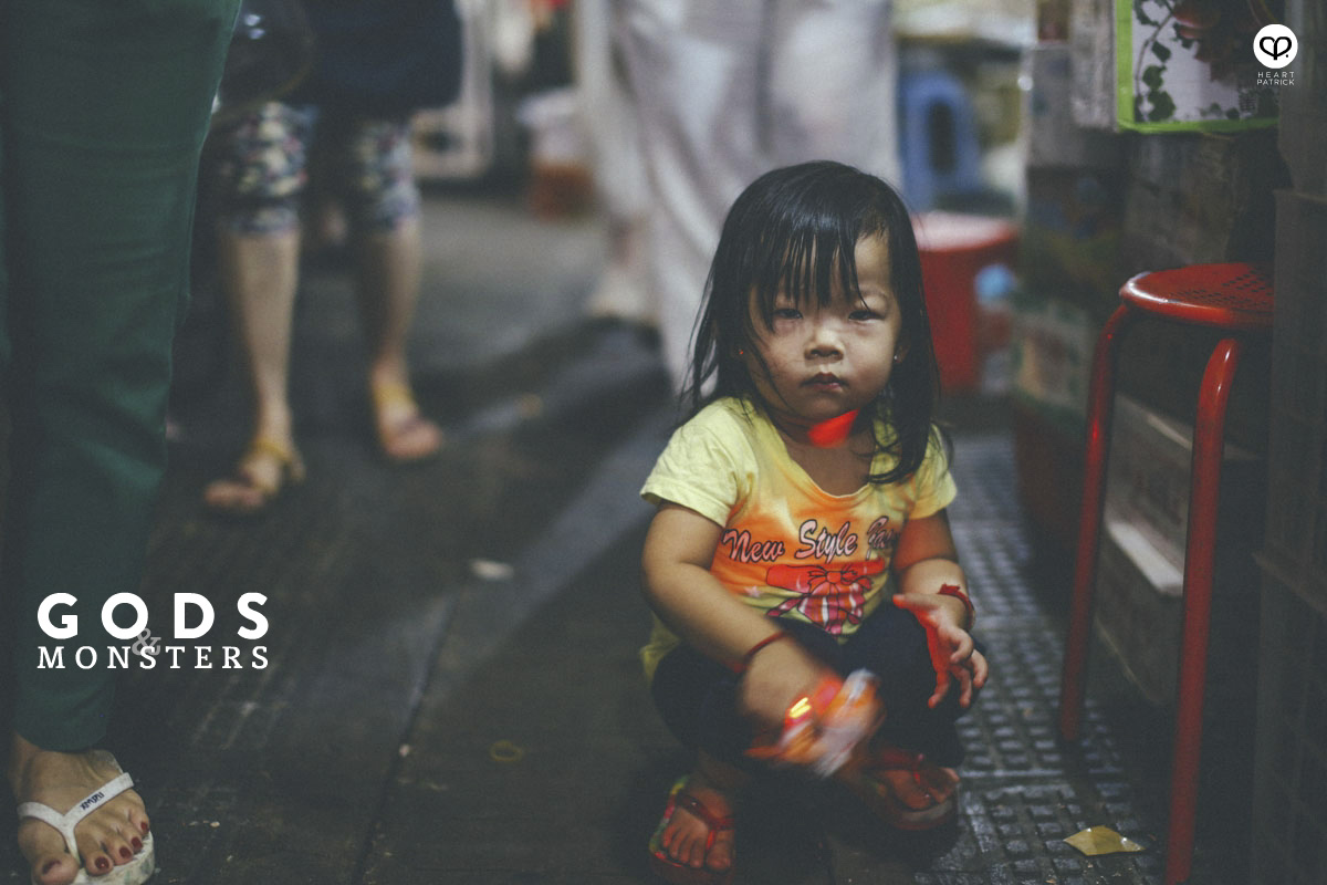cambodia travel phnom penh russian market street photography kids children