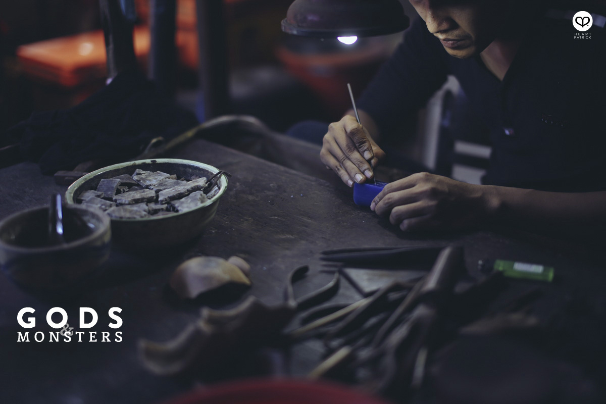 cambodia travel battambang street photography market craftsman