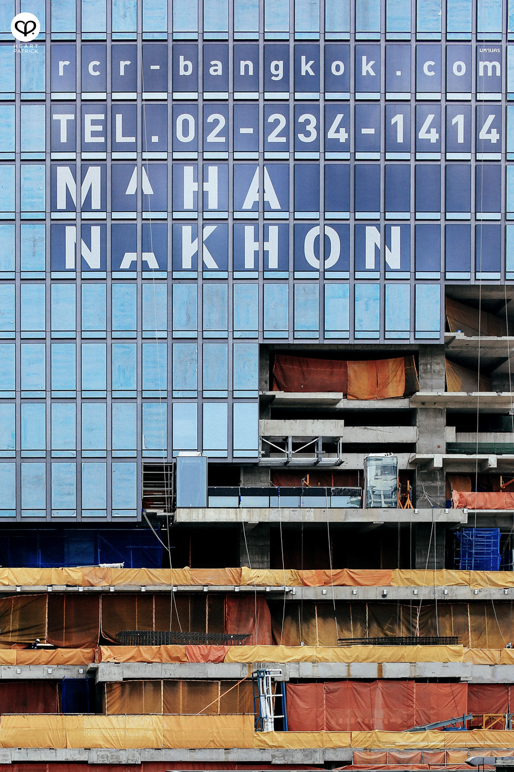 bangkok travel photography the fah condo ari industrial concrete ceiling exposed pipes