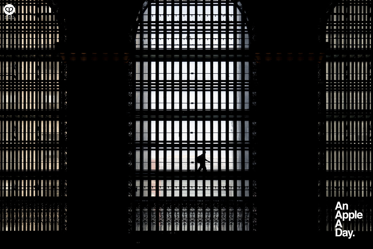 tinypeopleinbigplaces new york travel street photography grand central terminal