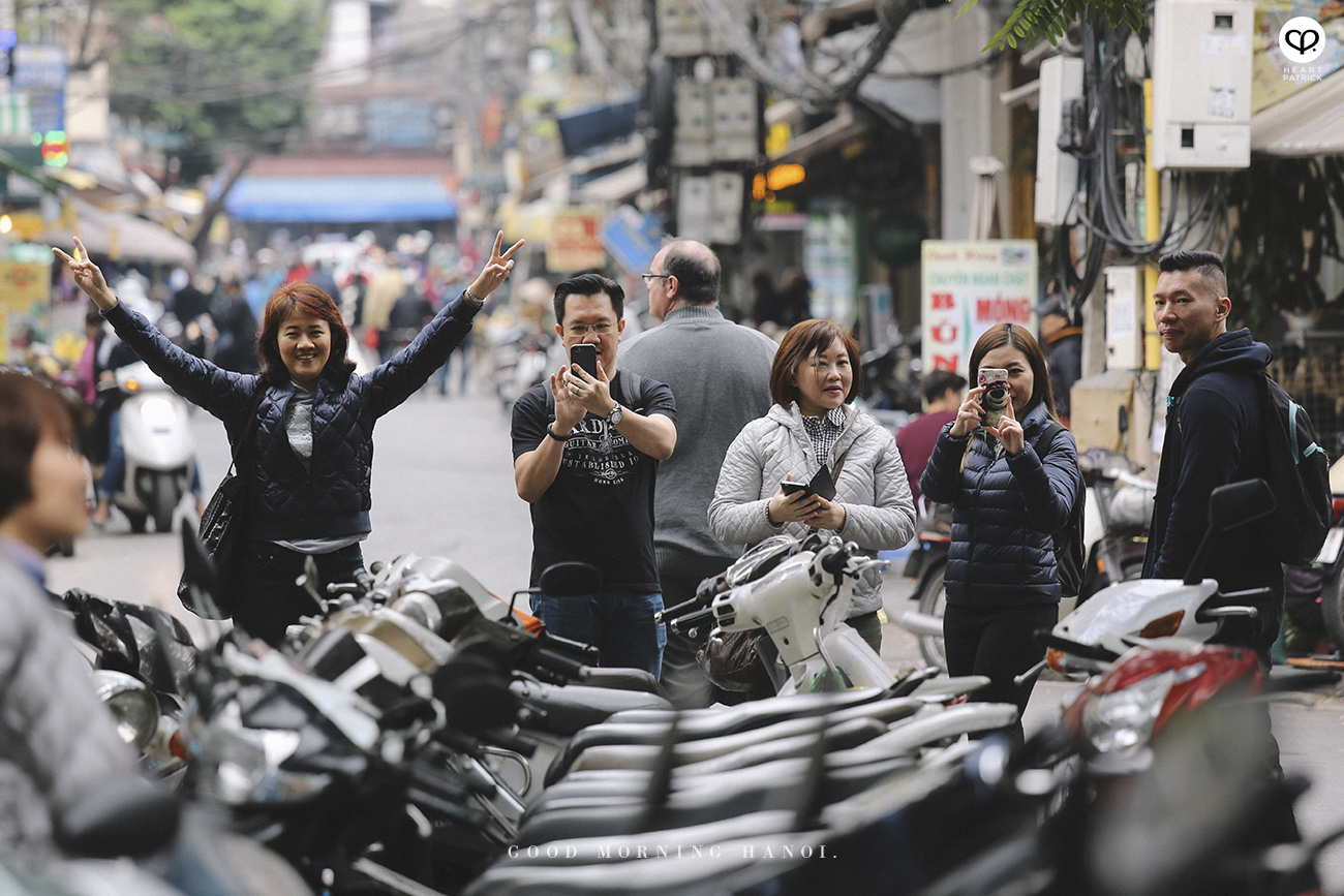 heartpatrick travel hanoi vietnam street photography
