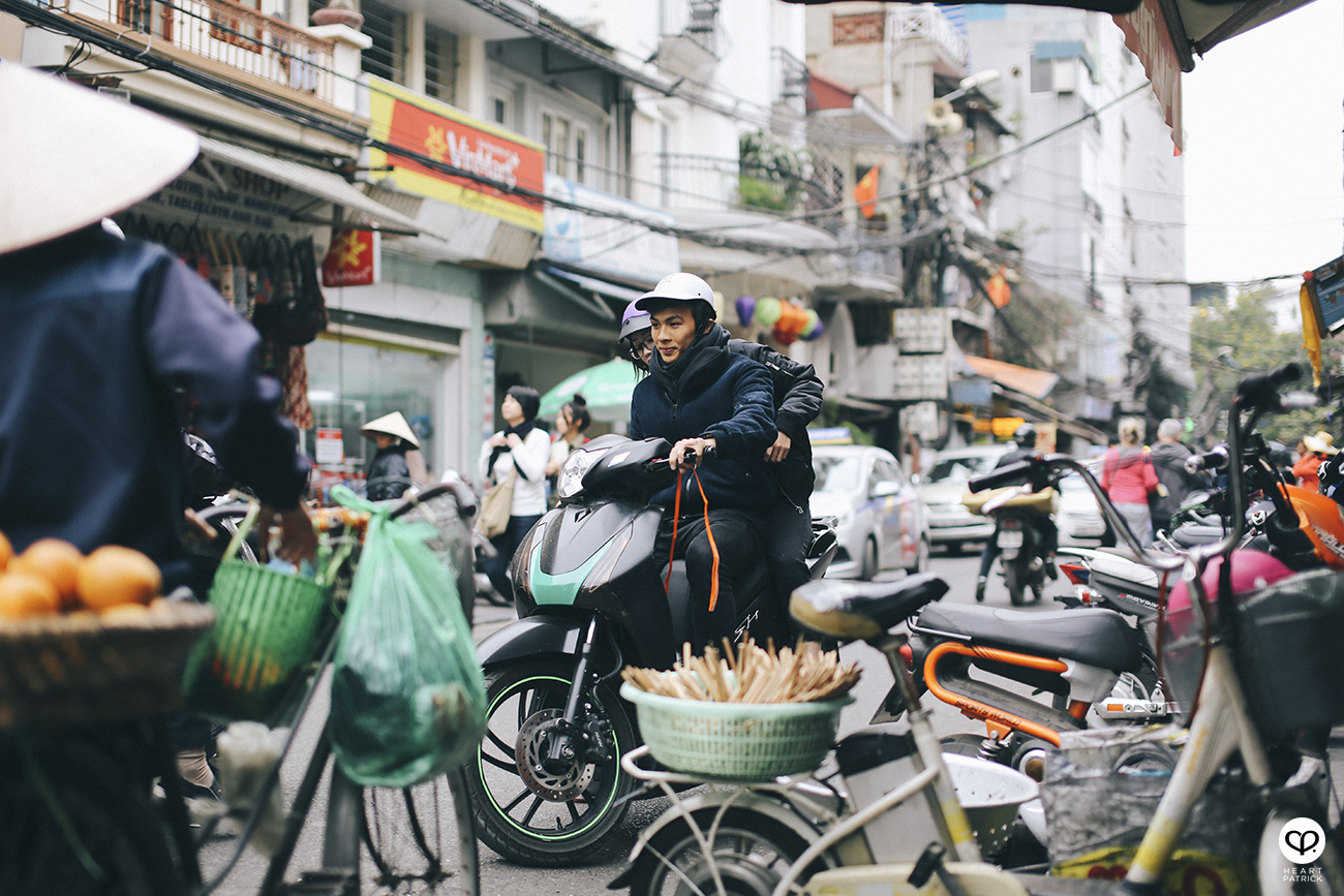 heartpatrick travel hanoi vietnam street photography