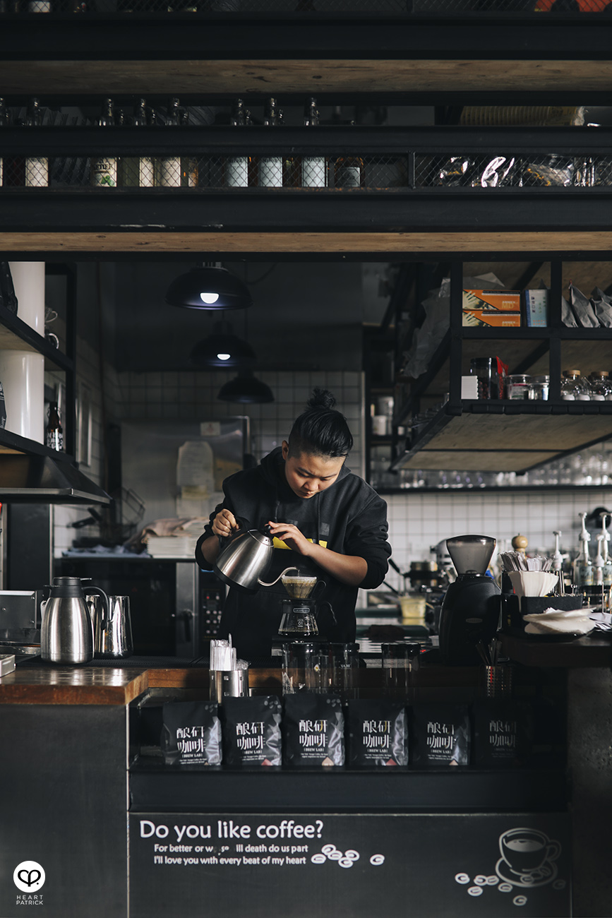 heartpatrick travel chongqing china interior