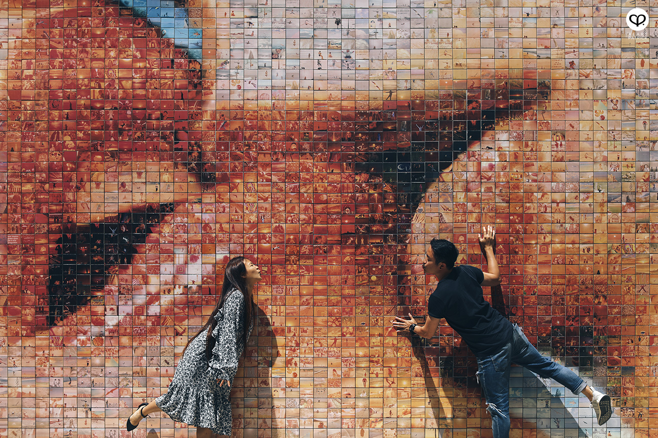 heartpatrick destination pregnancy prenatal couple portraits santorini greece