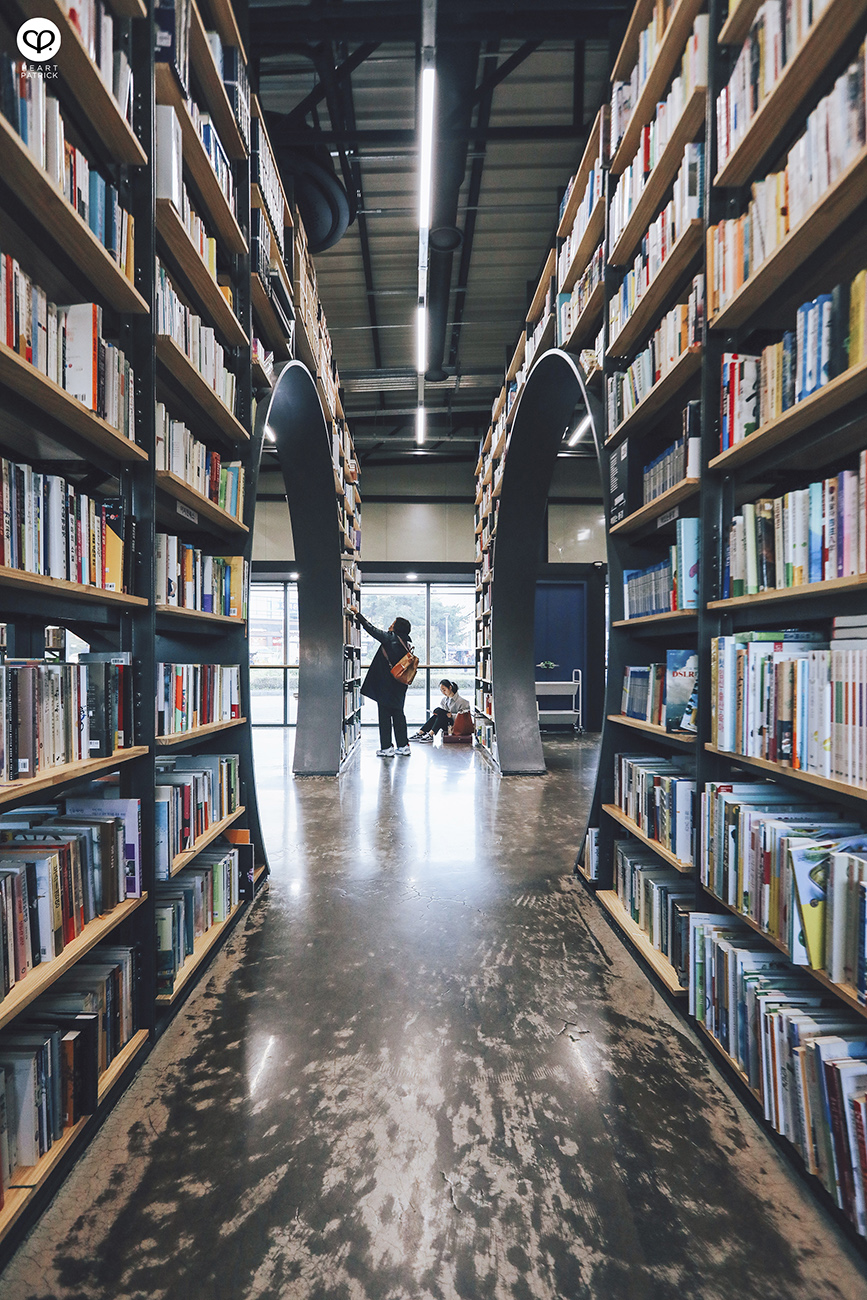 heartpatrick travel street photography korea seoul busan