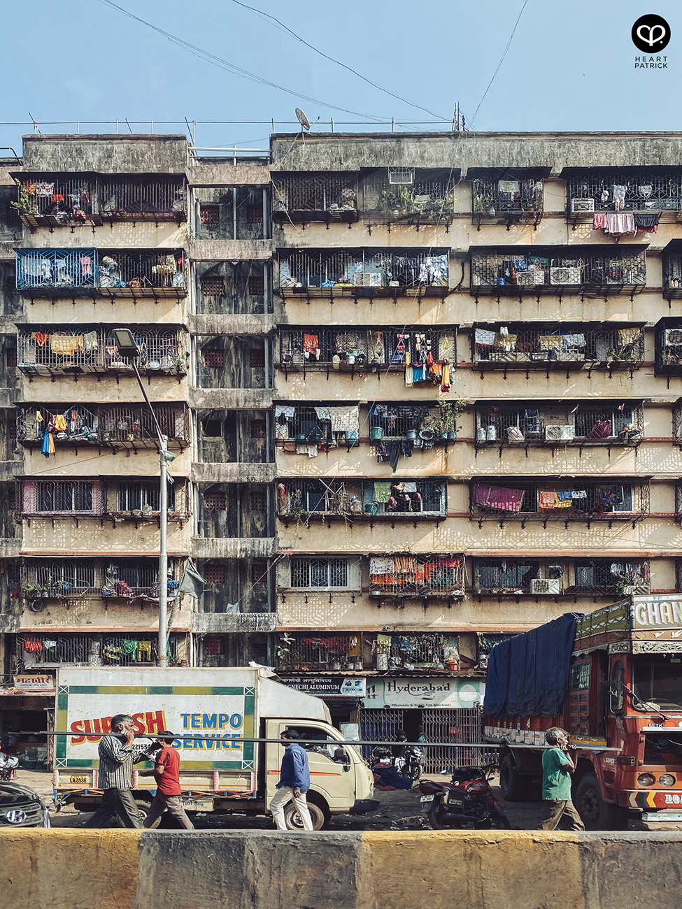 heartpatrick travel street photography urban exploring india mumbai 