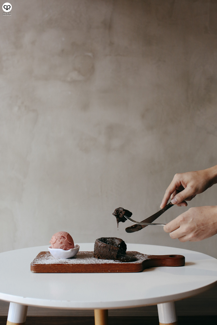 heartpatrick singapore caf� cafehopping dessert waffle twenty grammes