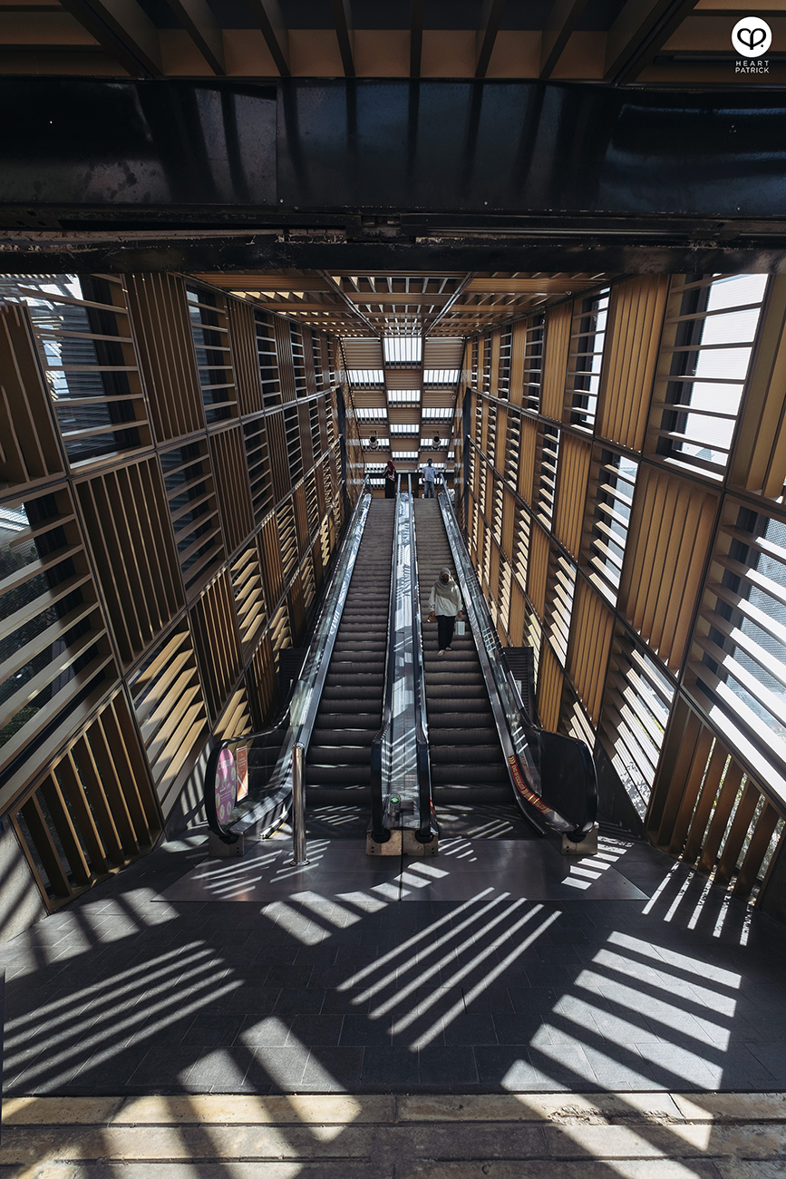 heartpatrick photographer malaysia urban exploring street photography kl sentral monorail station overhead pedestrian bridge