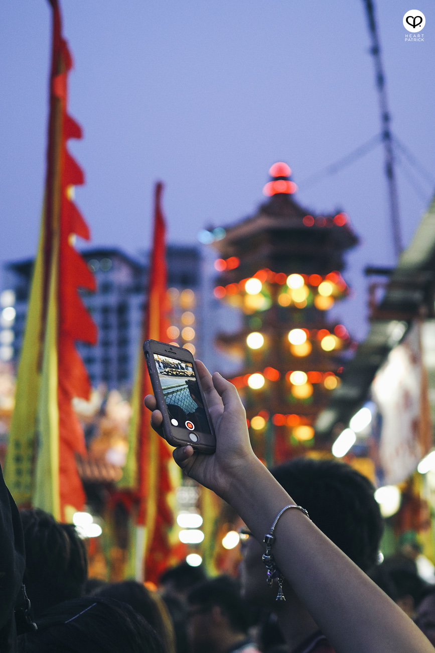 heartpatrick street urban photography olympus omd em10 mark II