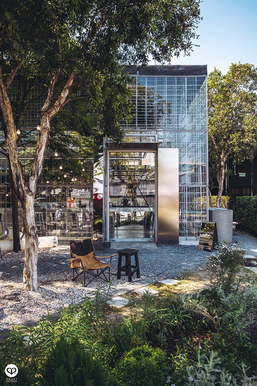 heartpatrick travel cafe photography anonymous coffee bangkok