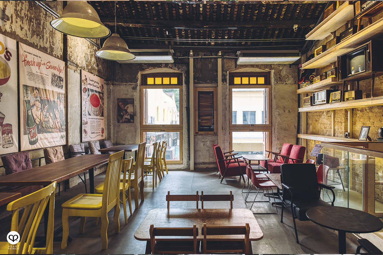 heartpatrick spaces interior photography urban exploring asia street food club kuala lumpur petaling street chinatown