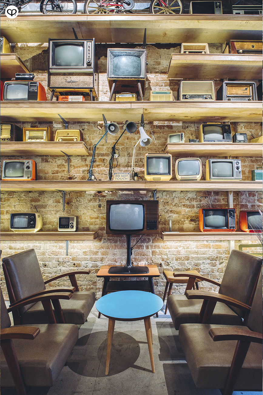 heartpatrick spaces interior photography urban exploring asia street food club kuala lumpur petaling street chinatown