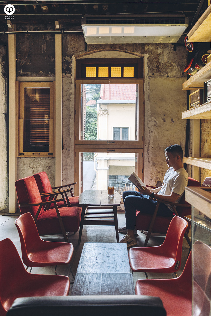 heartpatrick spaces interior photography urban exploring asia street food club kuala lumpur petaling street chinatown