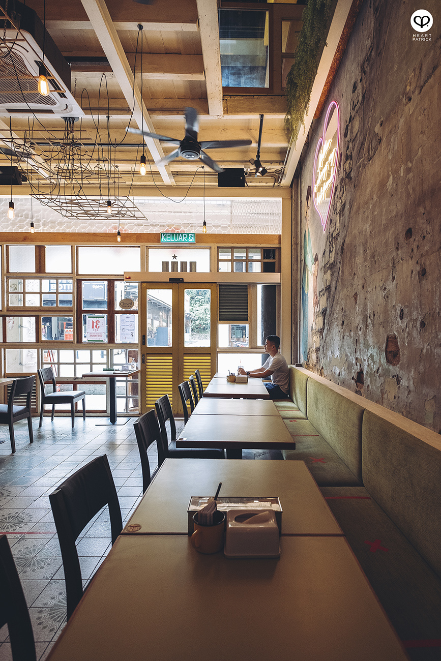 heartpatrick spaces interior photography urban exploring asia street food club kuala lumpur petaling street chinatown