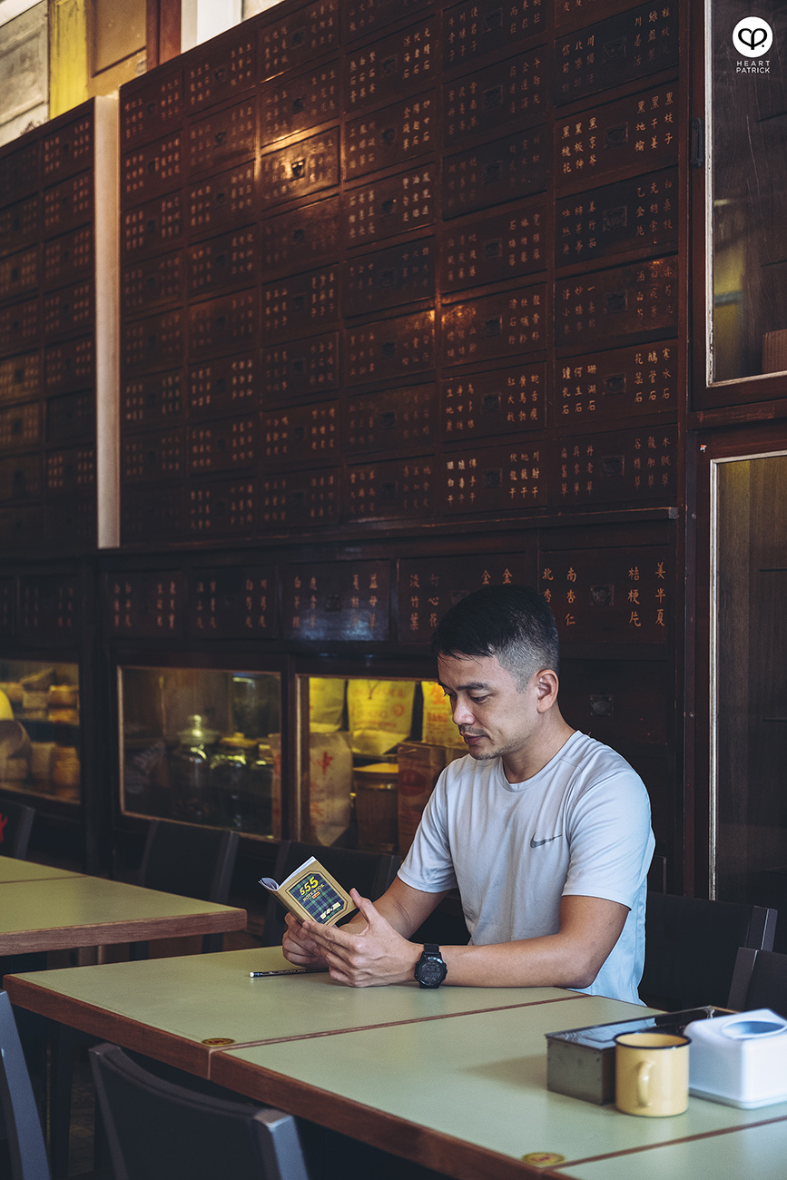 heartpatrick spaces interior photography urban exploring asia street food club kuala lumpur petaling street chinatown