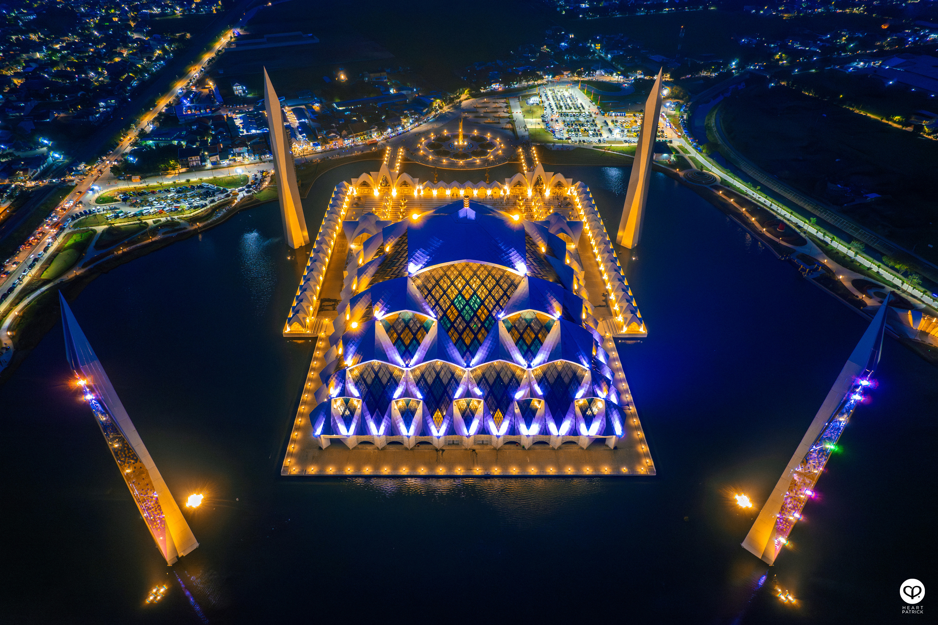 heartpatrick travel architecture photography al jabbar grand mosque bandung indonesia