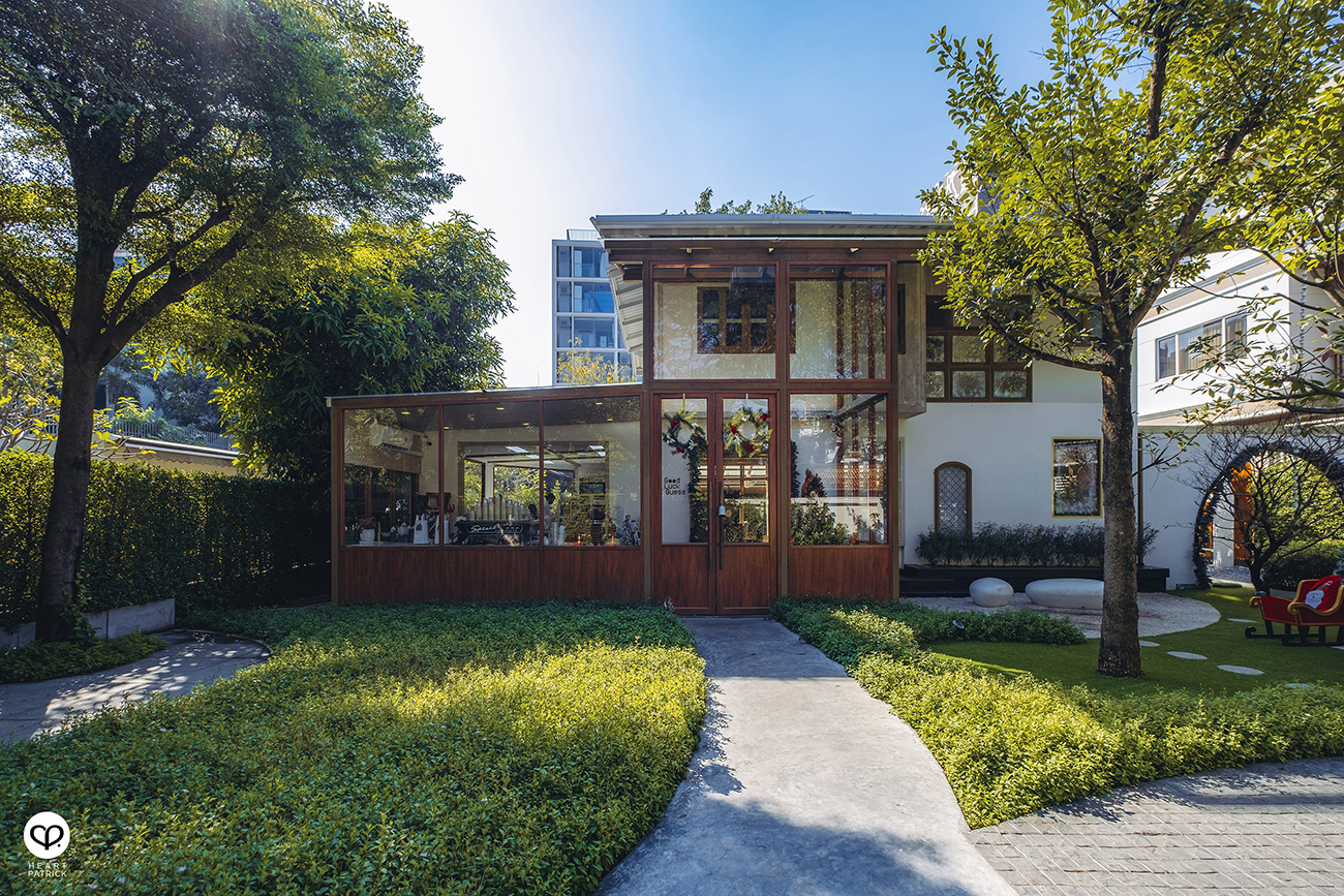 heartpatrick travel interior photography glig caf� bangkok thailand