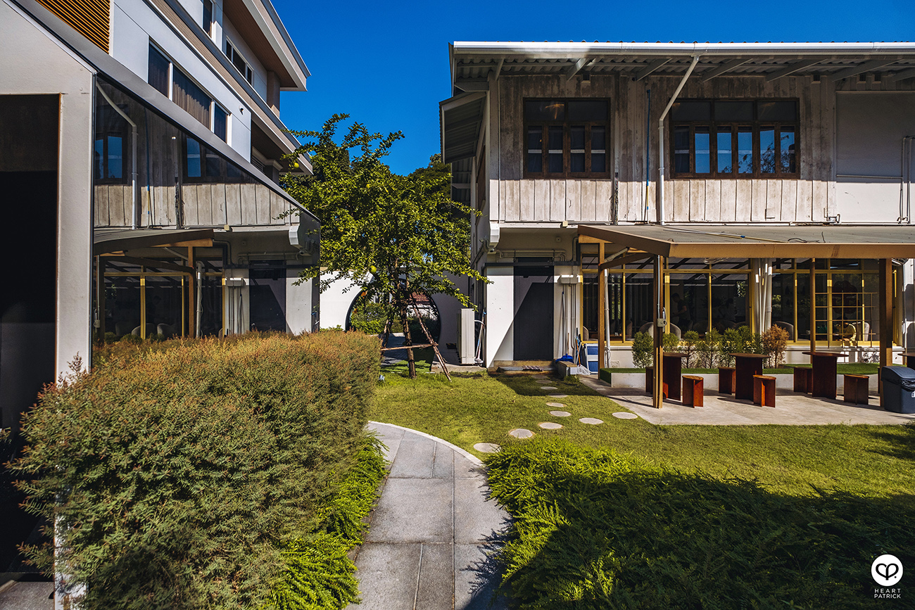 heartpatrick travel interior photography glig caf� bangkok thailand