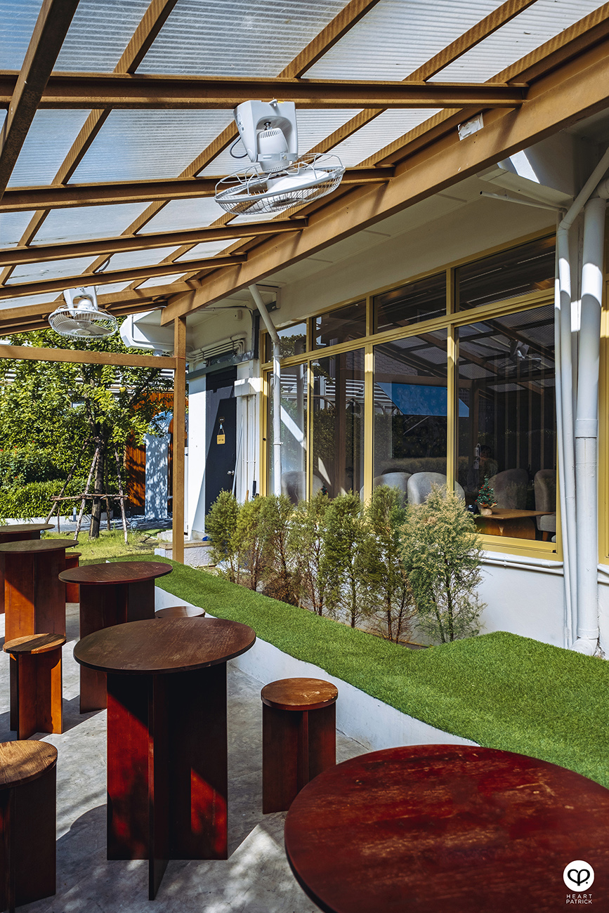 heartpatrick travel interior photography glig caf� bangkok thailand