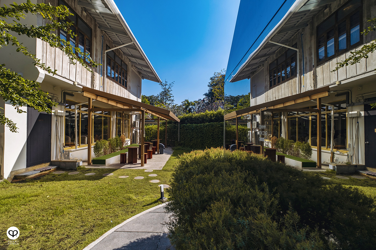 heartpatrick travel interior photography glig caf� bangkok thailand