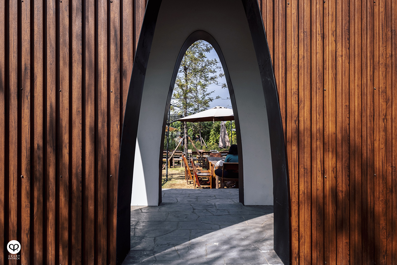 heartpatrick pasan park nakhon sawan thailand