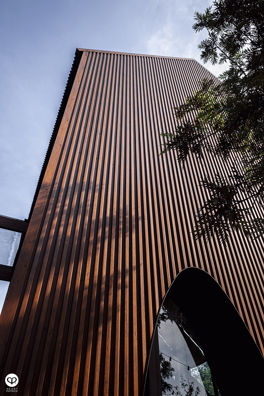 heartpatrick pasan park nakhon sawan thailand