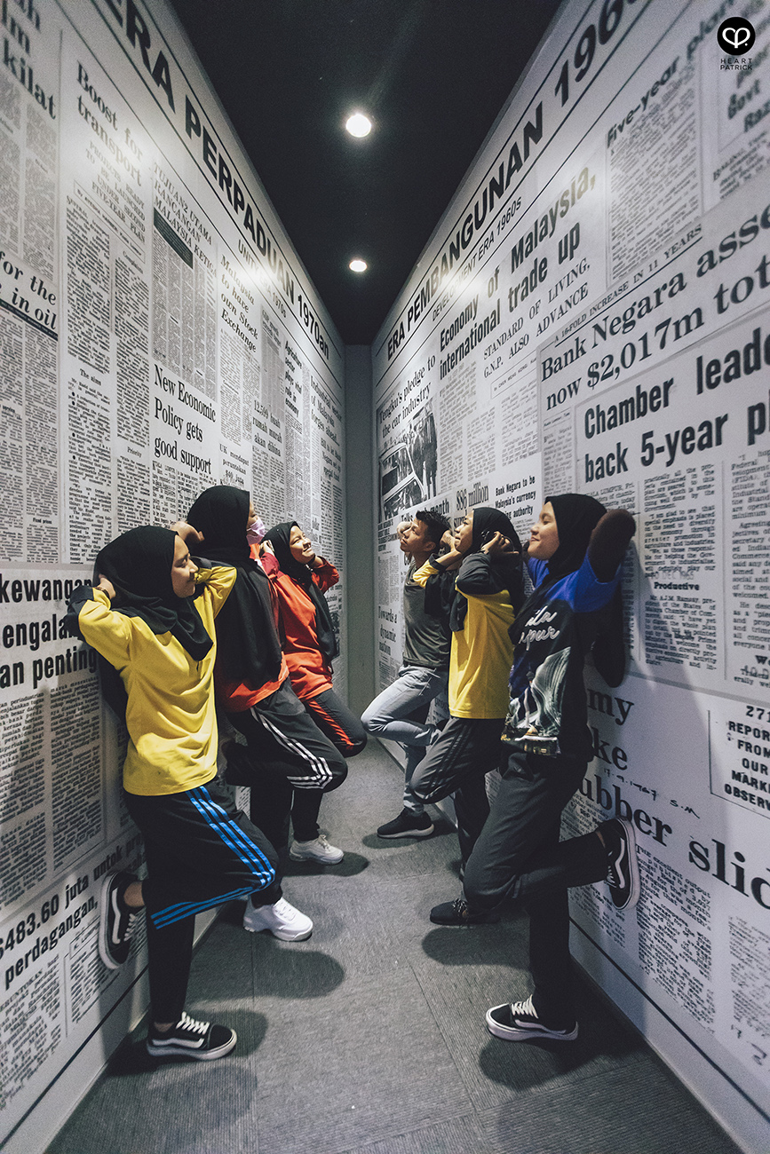 heartpatrick street photography urban exploring bank negara malaysia museum art gallery