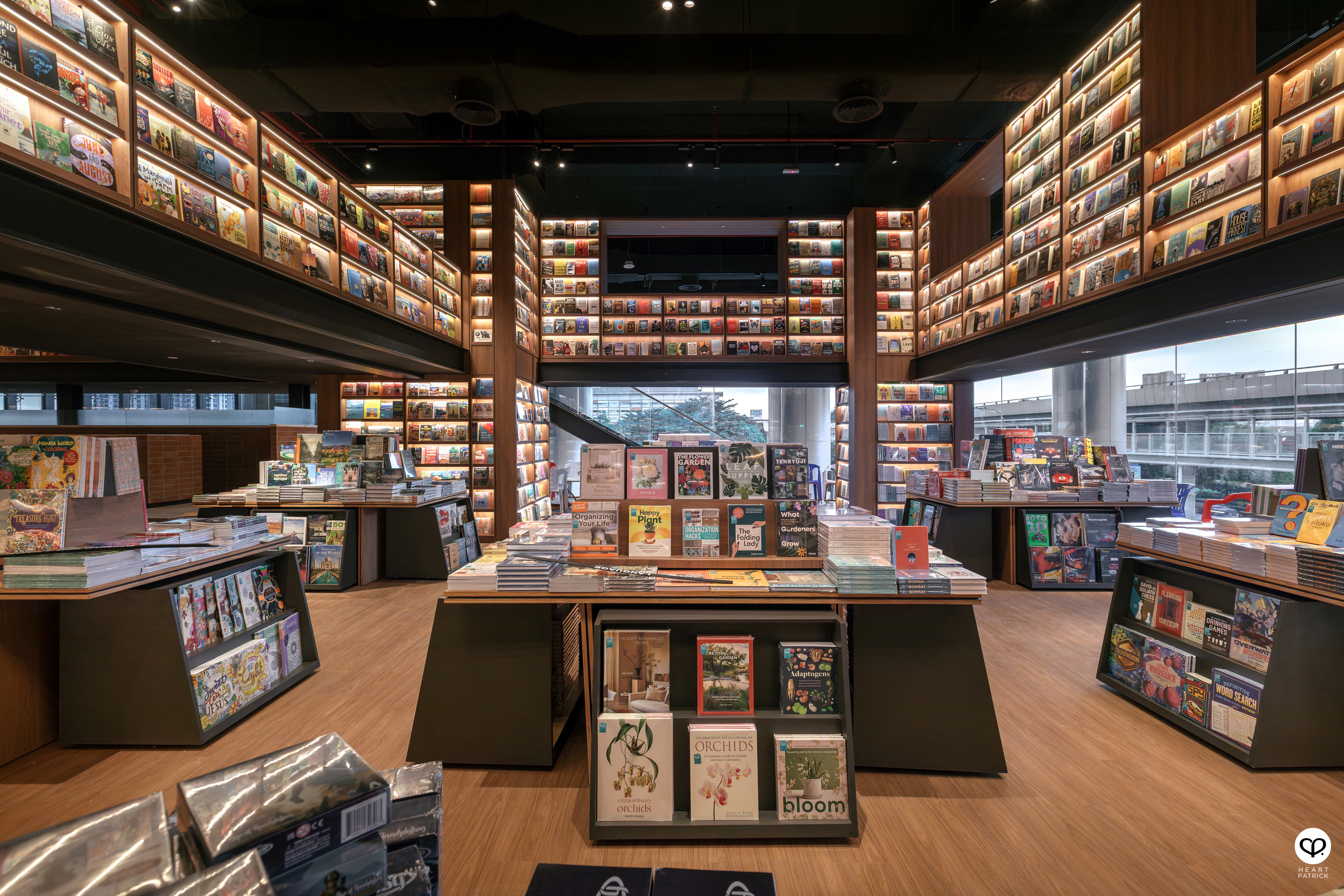 heartpatrick interior photography bookxcess sunway square mall
