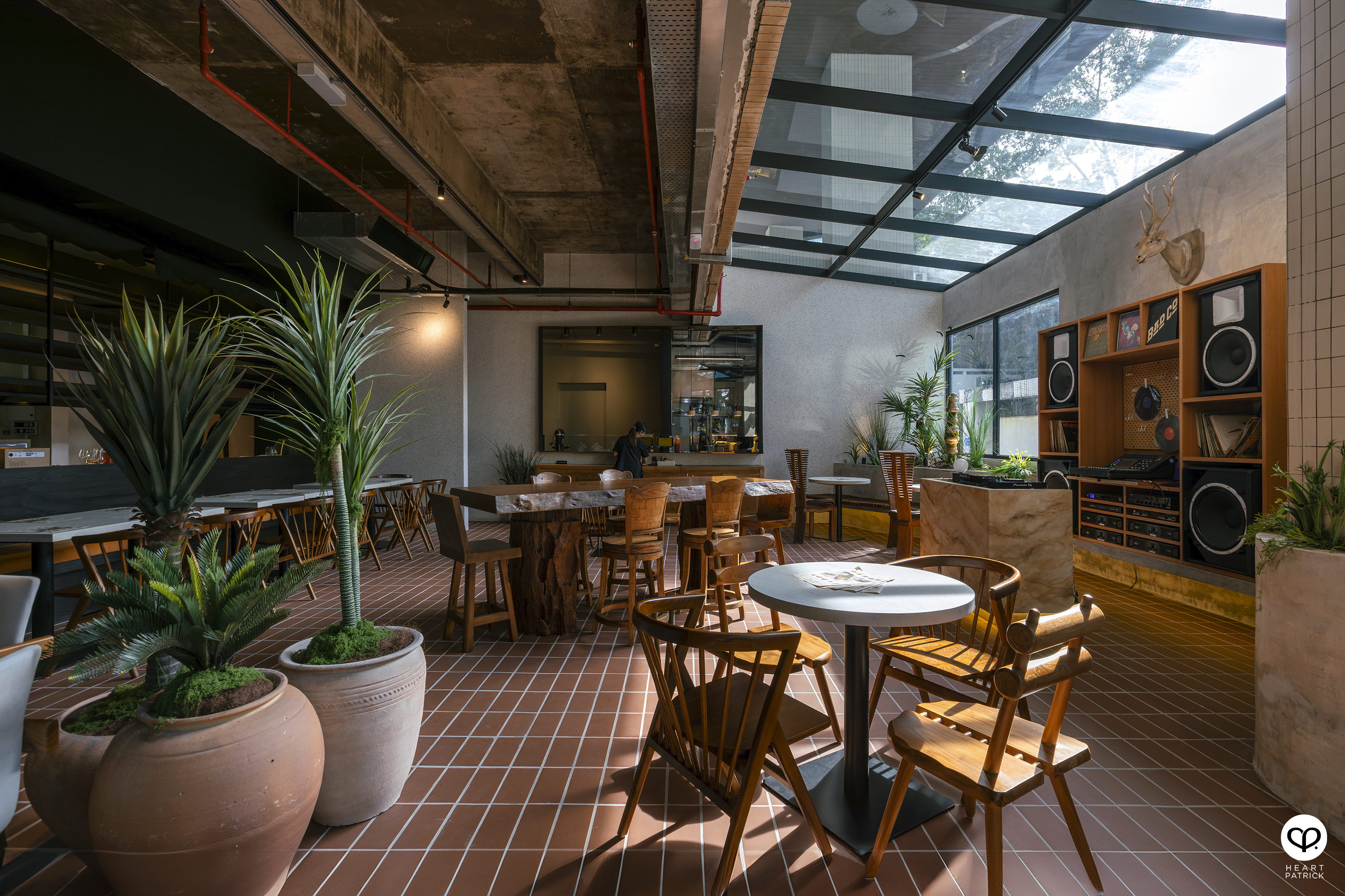 heartpatrick interior caf� photography brew and bread taman desa nu infinity