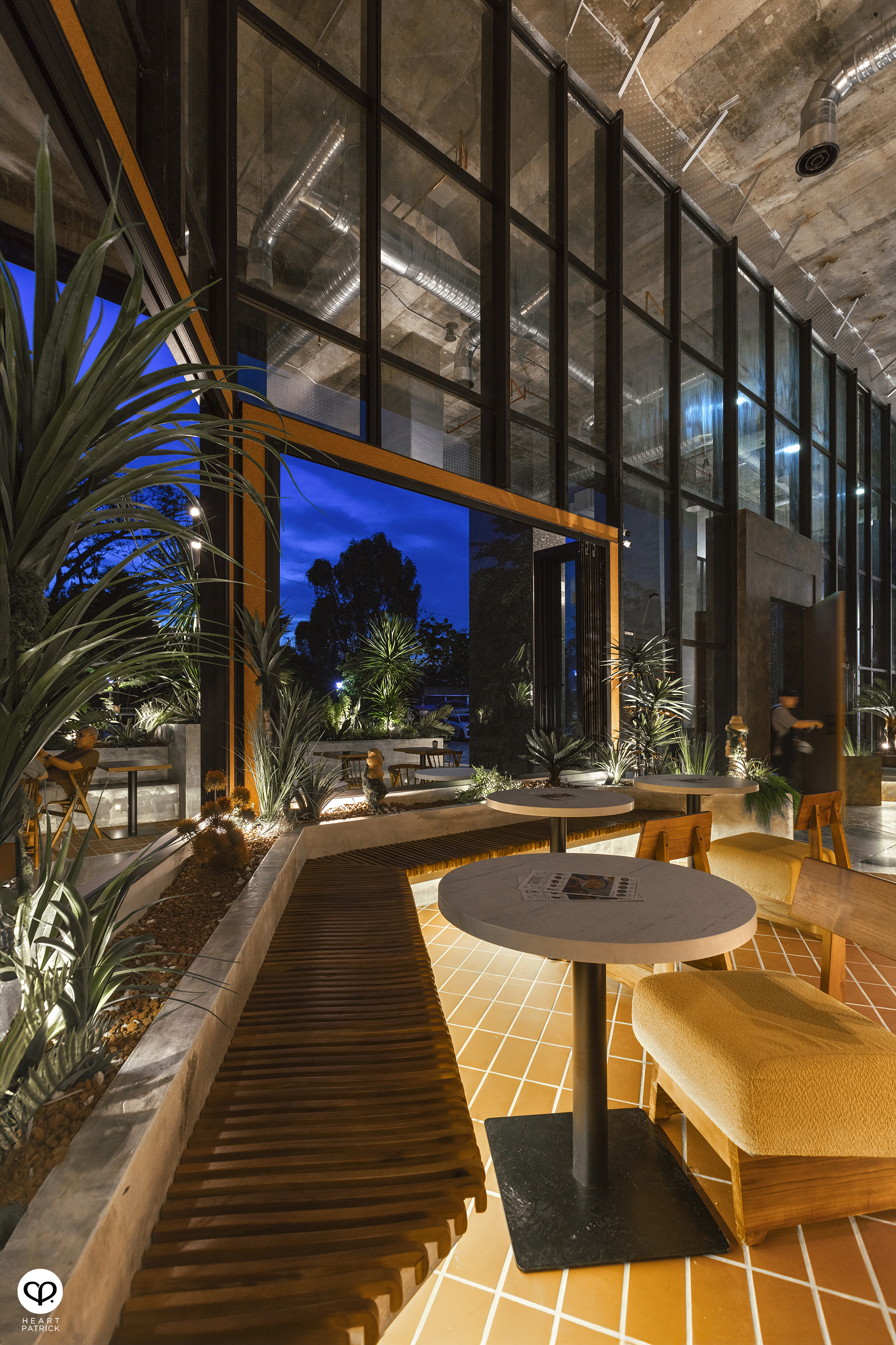 heartpatrick interior caf� photography brew and bread taman desa nu infinity