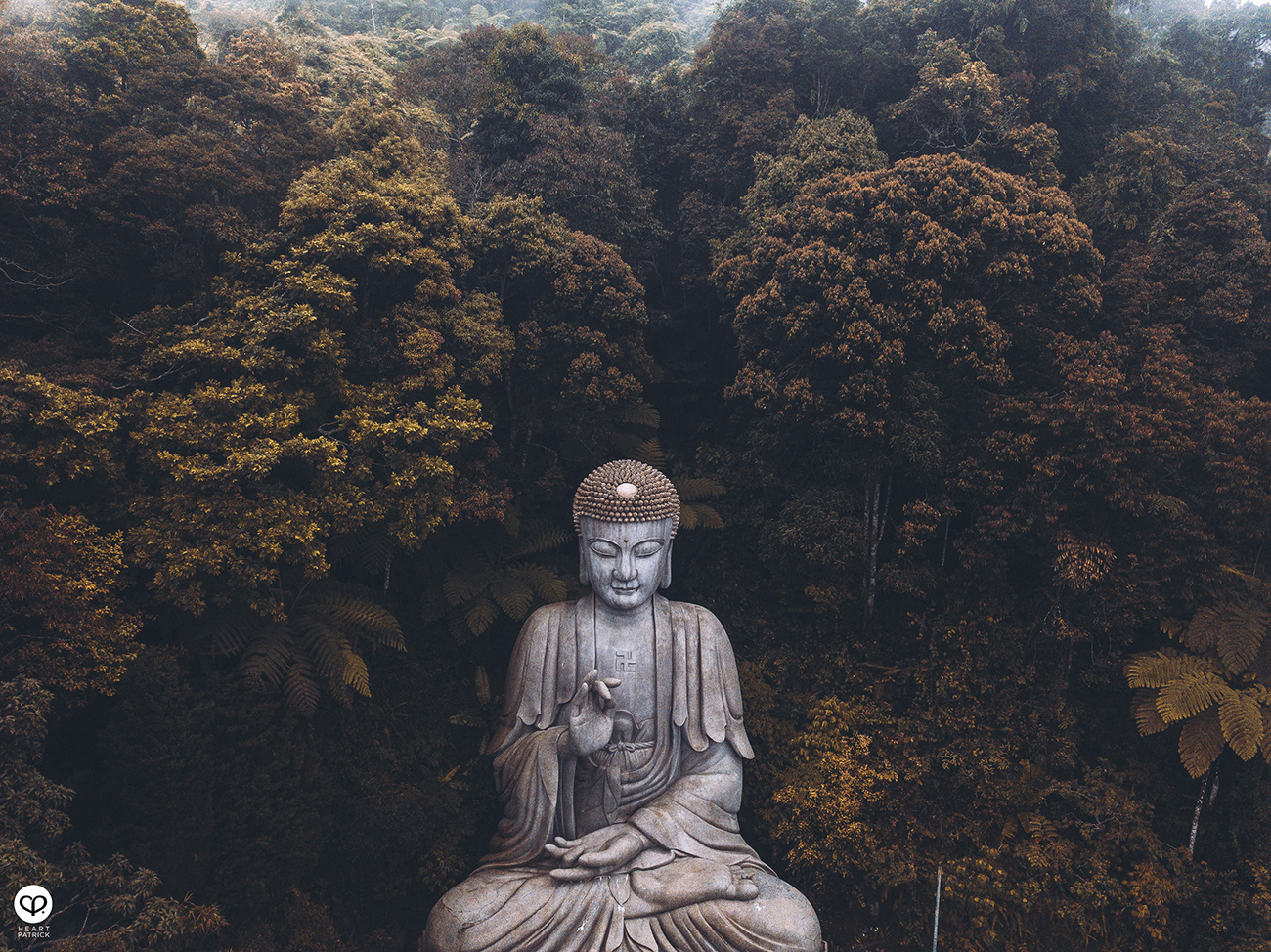 heartpatrick urban exploring street photography chin swee caves temple genting highland