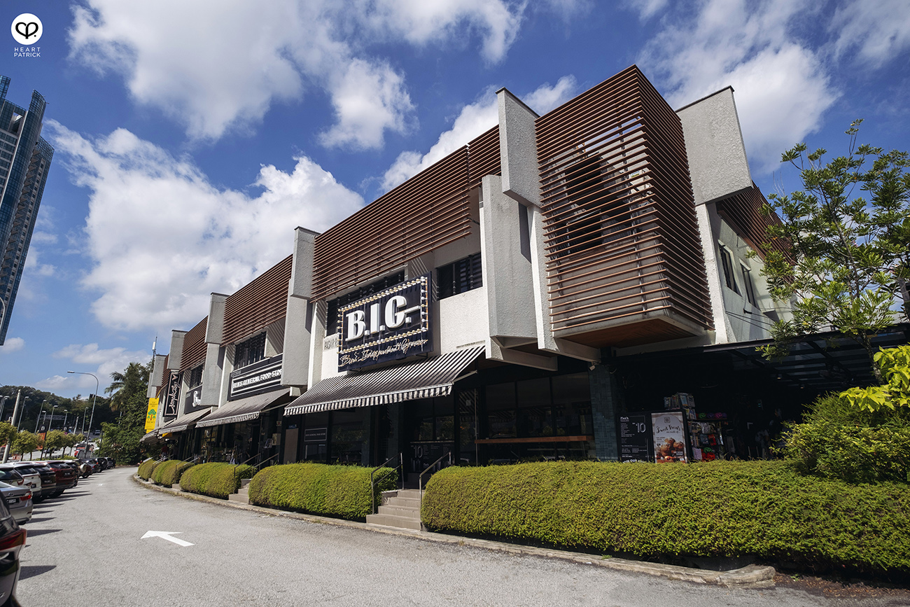 heartpatrick urban exploring neighbourhood kuala lumpur damansara heights street lifestyle