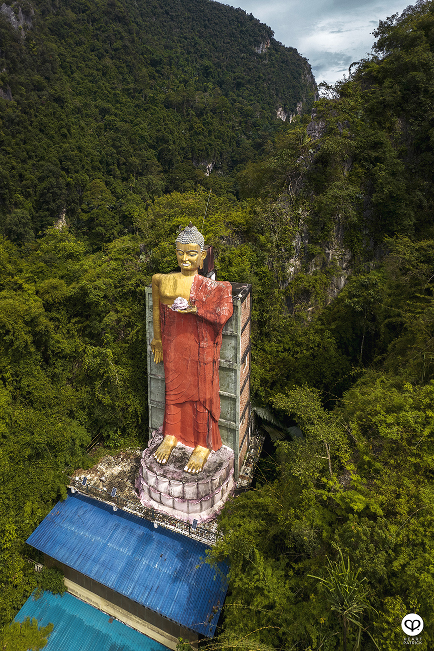 heartpatrick urban exploring enlightened heart buddhist temple tibetan tambun perak 