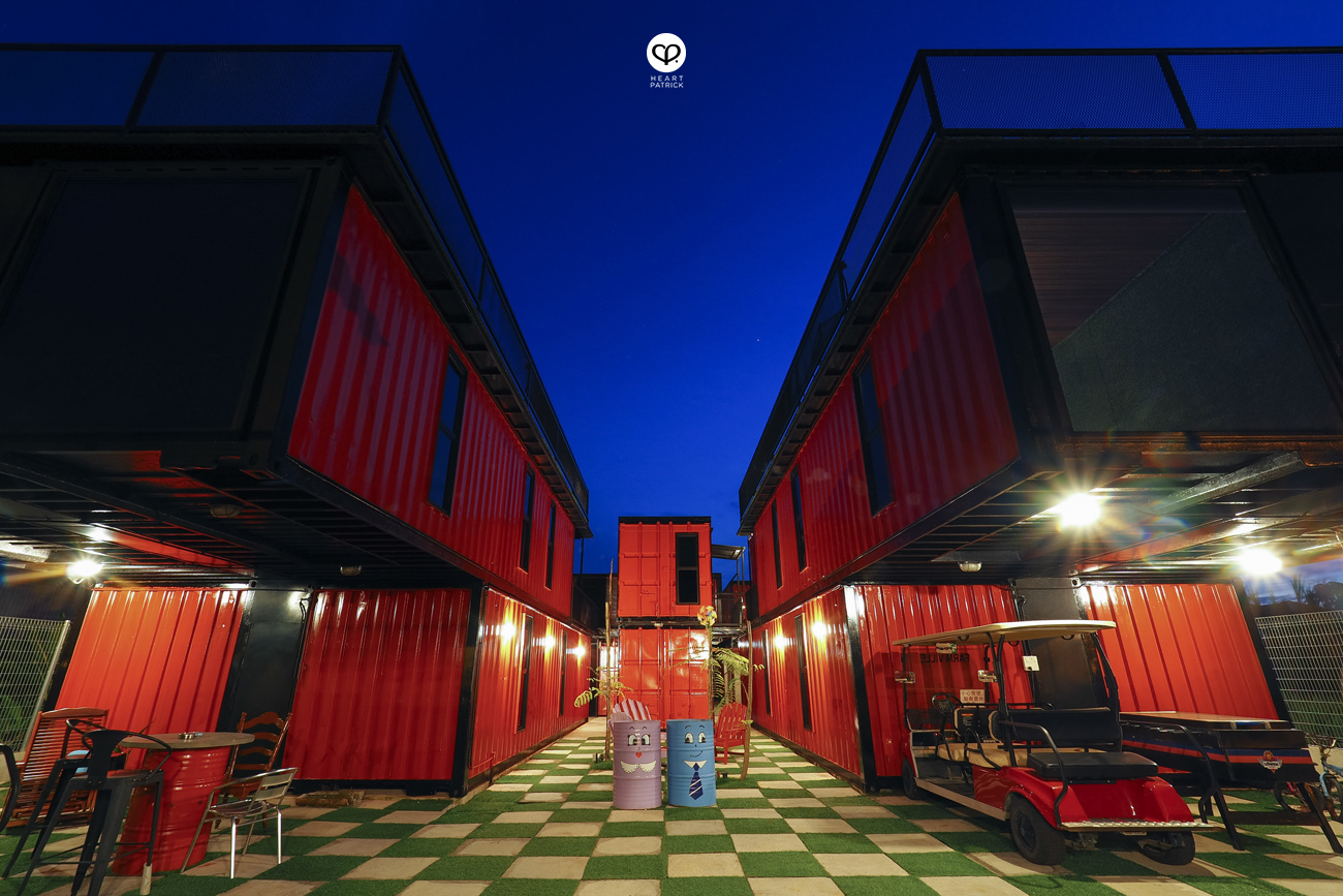 heartpatrick sekinchan farm ville homestay container hotel