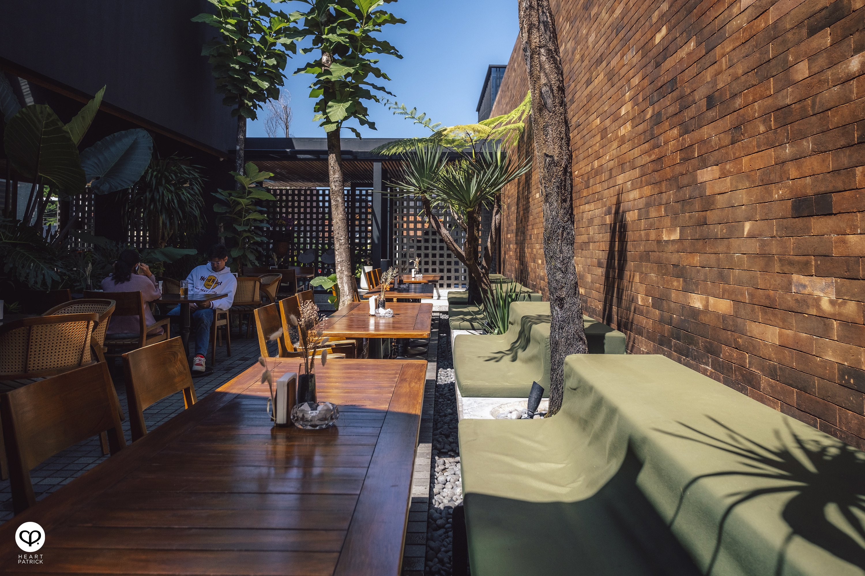 heartpatrick architecture interior cafe photography fella bandung indonesia