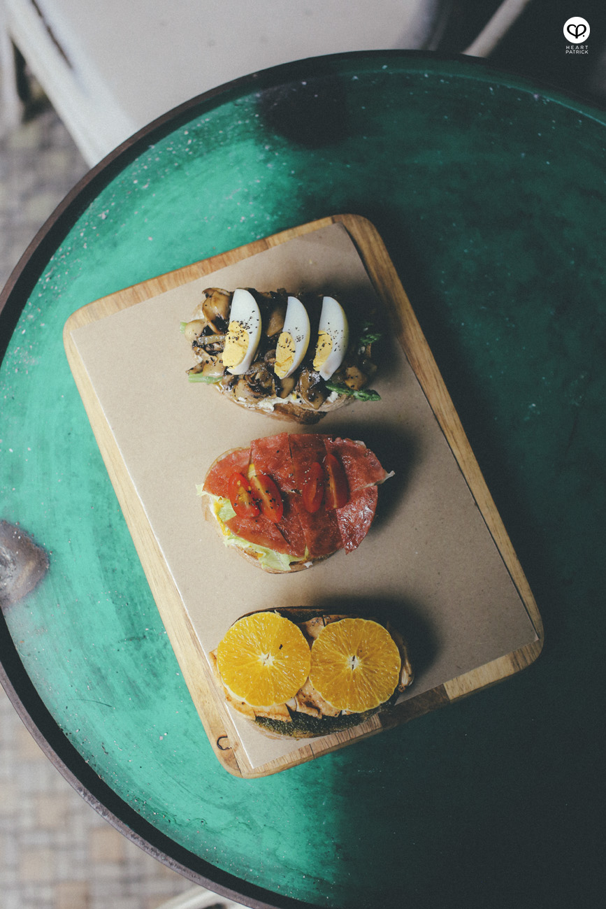 caf� coffee cafehopping kuala lumpur petaling street chinatown the front door grocers inn