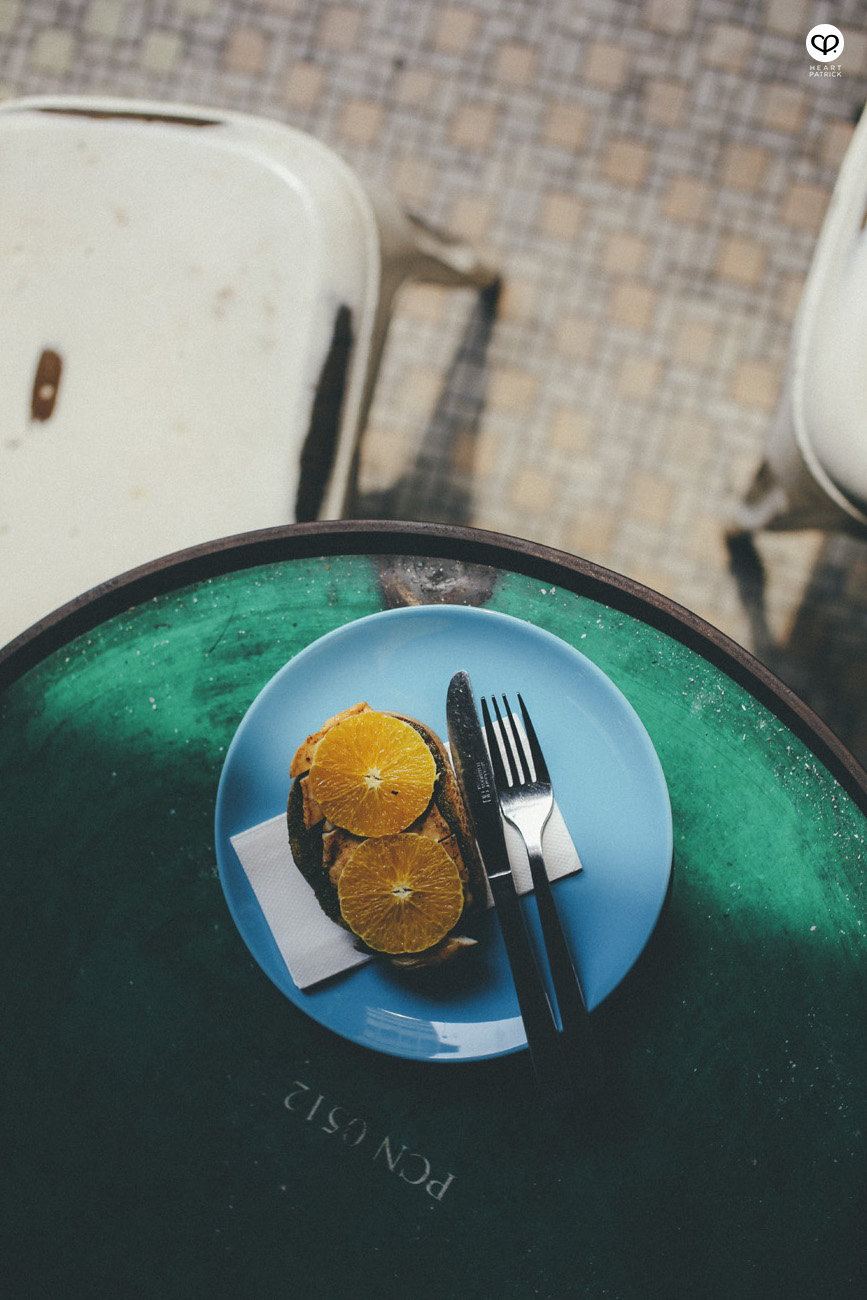 caf� coffee cafehopping kuala lumpur petaling street chinatown the front door grocers inn