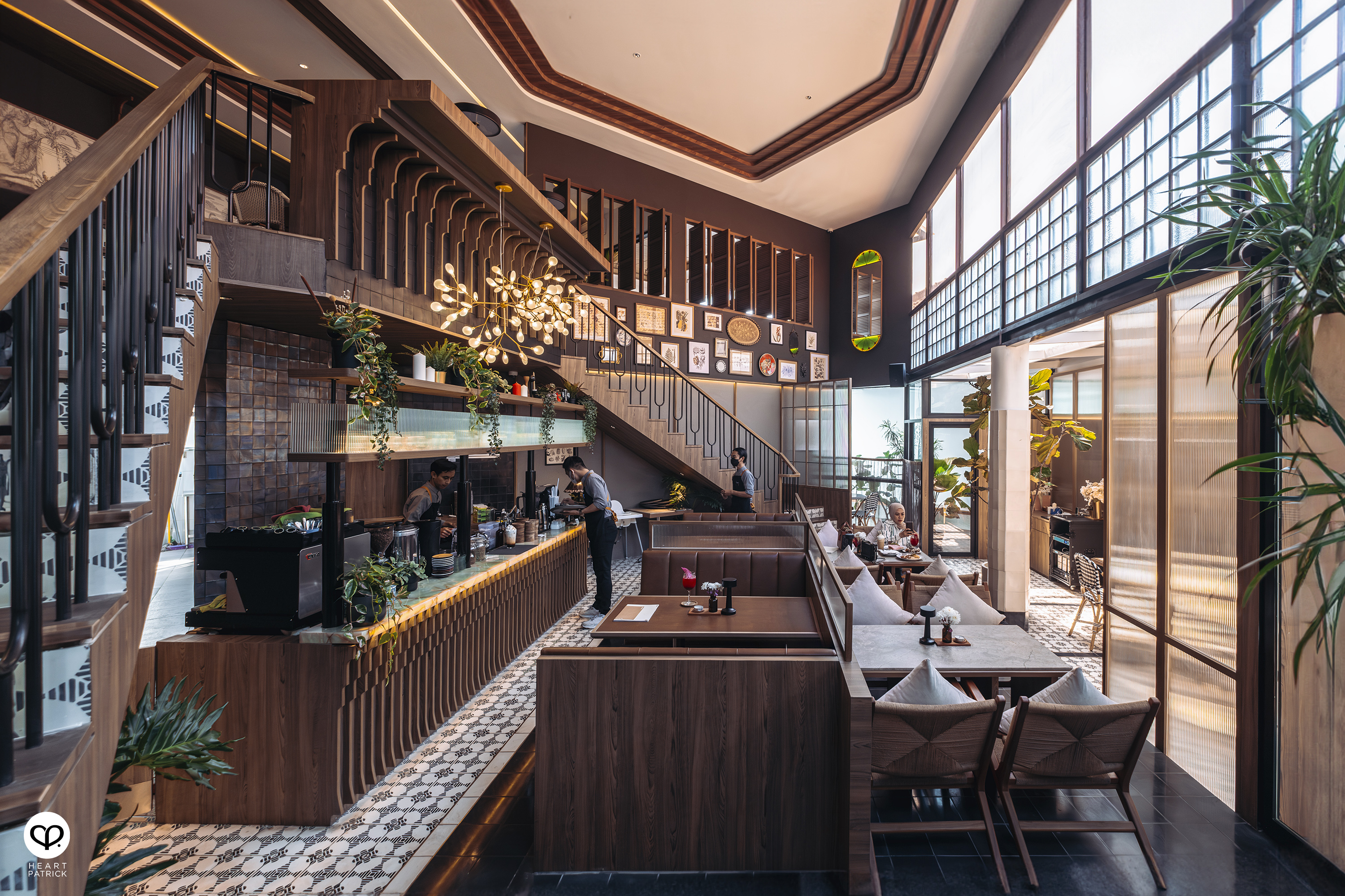 heartpatrick travel bandung interior photography giur bistro caf�