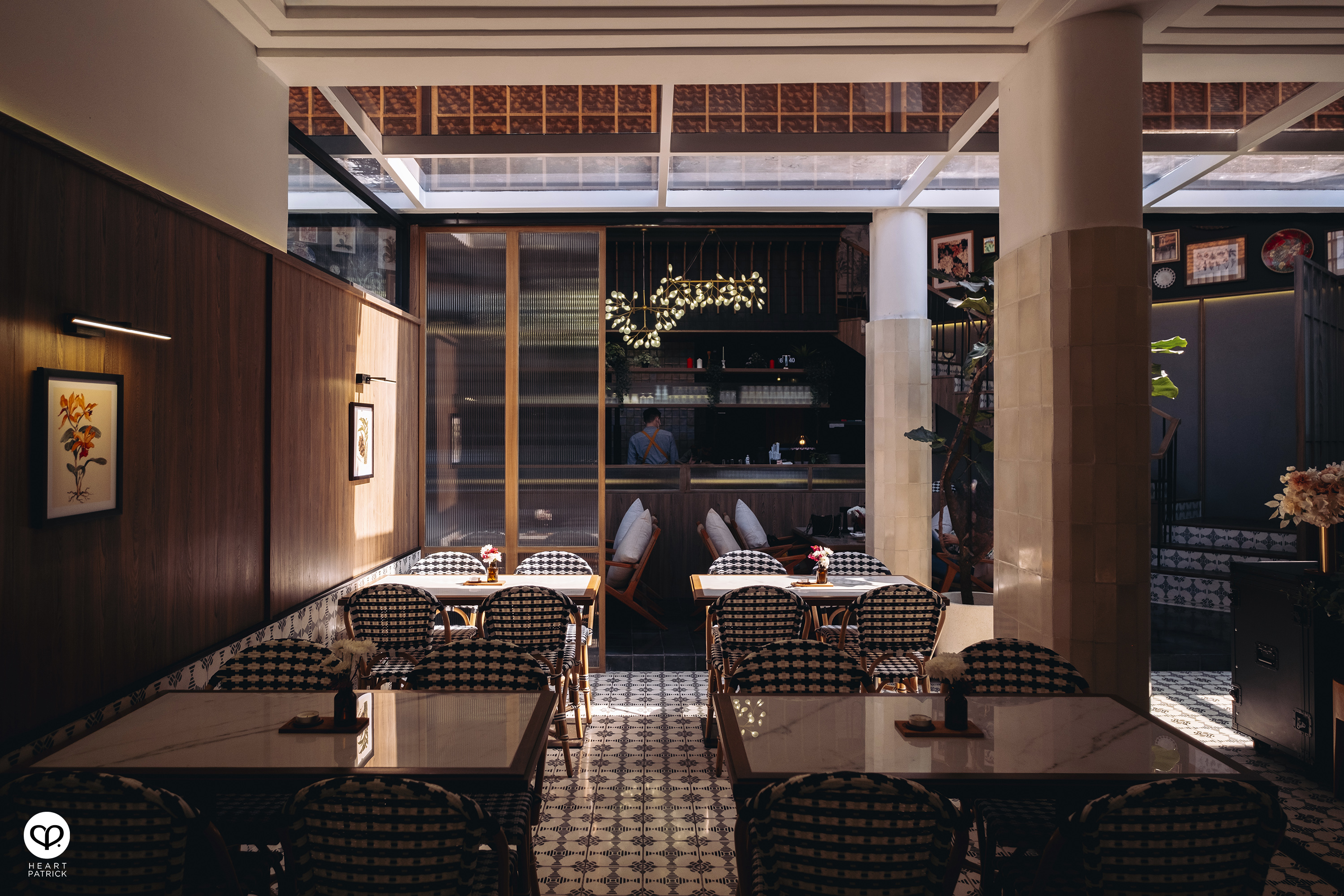 heartpatrick travel bandung interior photography giur bistro caf�