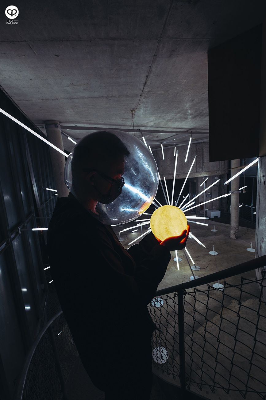 heartpatrick urban exploring star kl light installation jun ong godown