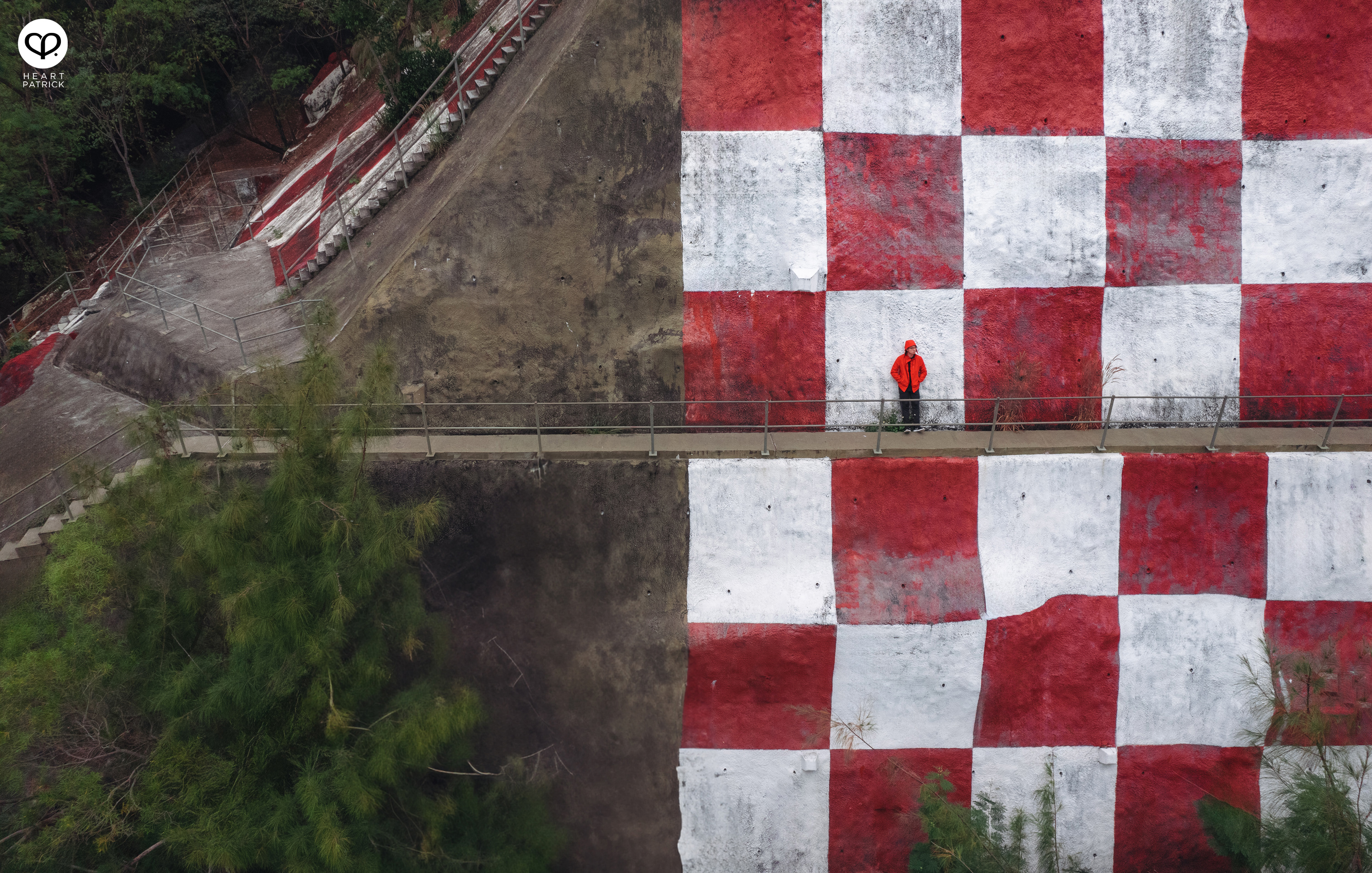 heartpatrick travel street photography checkerboard hill hong kong