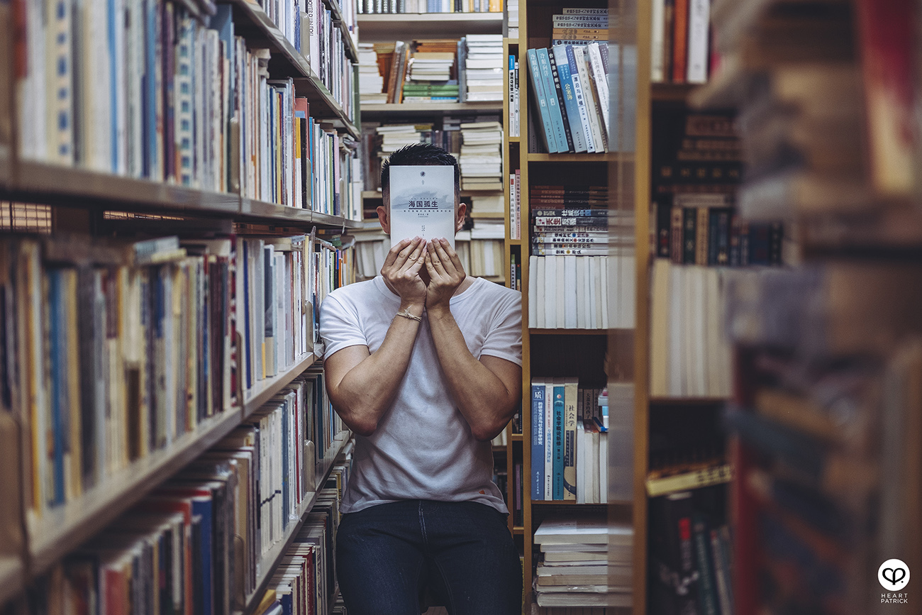 heartpatrick urban exploring street photography intelligentsia book station vintage book store chinatown kuala lumpur
